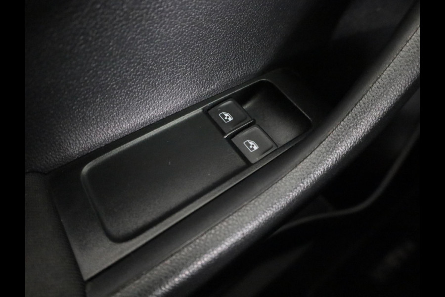 Škoda Fabia Combi 1.0 TSI Sport Business 95 pk | Navigatie via App | Parkeersensoren | Autom. airco | Stoelverwarming | Keyless | Apple Carplay/Android Auto |