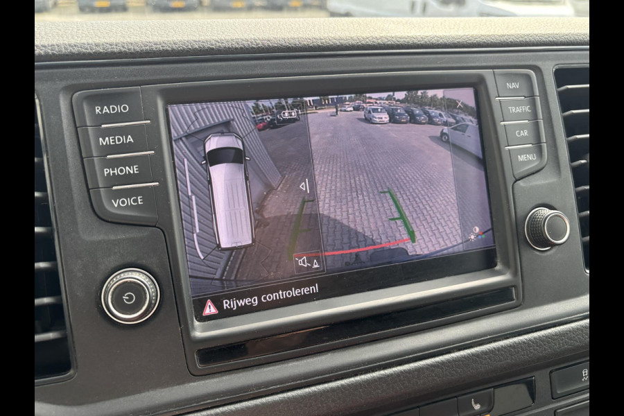 Volkswagen Crafter 30 2.0 TDI L3H2*A/C*ACC*3000KG*HAAK*CAM*NAVI*3P*
