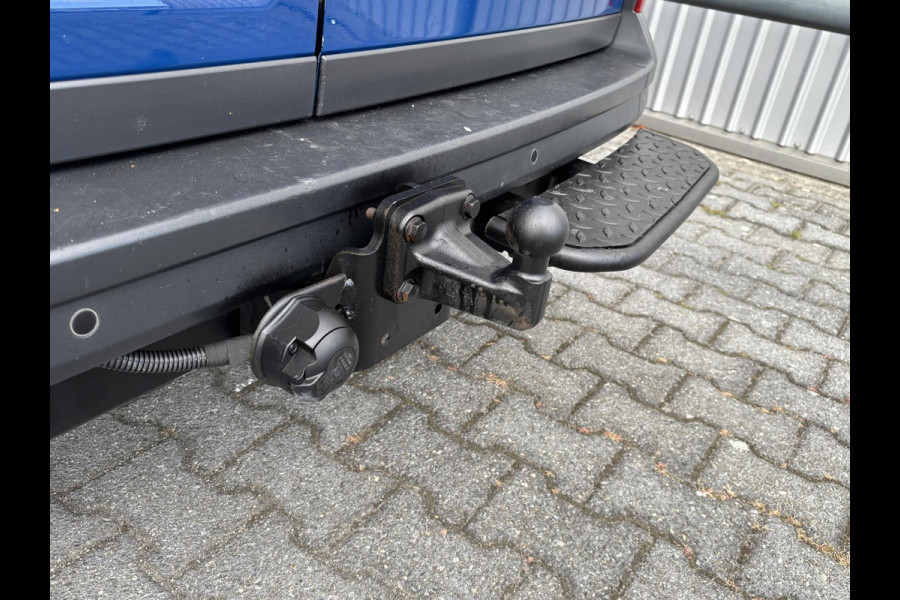 Volkswagen Crafter 30 2.0 TDI L3H2*A/C*ACC*3000KG*HAAK*CAM*NAVI*3P*