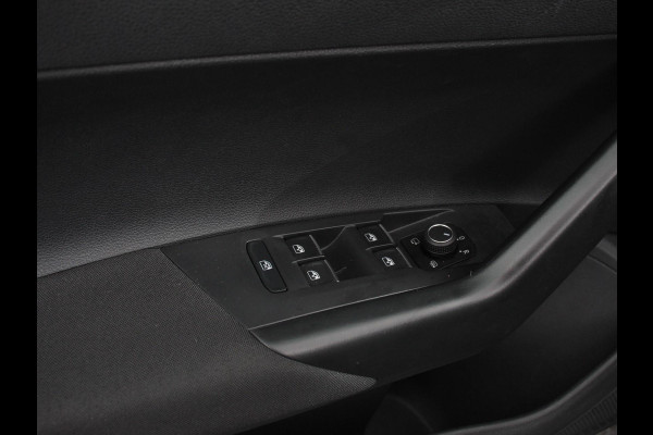 Volkswagen Polo 1.0 TSI 110pk DSG Style | Navigatie | Apple Carplay/ Android Auto | Parkeersensoren | Adaptive Cruise Control | Stoelverwarming | Ledverlichting | Climate Control