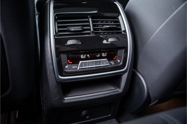 BMW X5 M Competition - NAP l SkyLounge l NightVison l Panorama l BW Audio