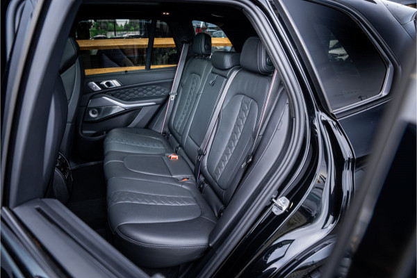 BMW X5 M Competition - NAP l SkyLounge l NightVison l Panorama l BW Audio