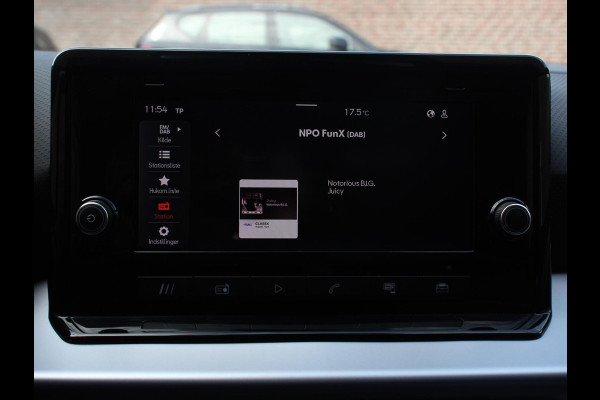 Seat Ibiza 1.0 EcoTSI FR Climate control Adaptieve cruise control Parkeersensoren Achteruitrijcamera LED Keyless Verwarmde voorstoelen Apple Carplay/ Android Auto