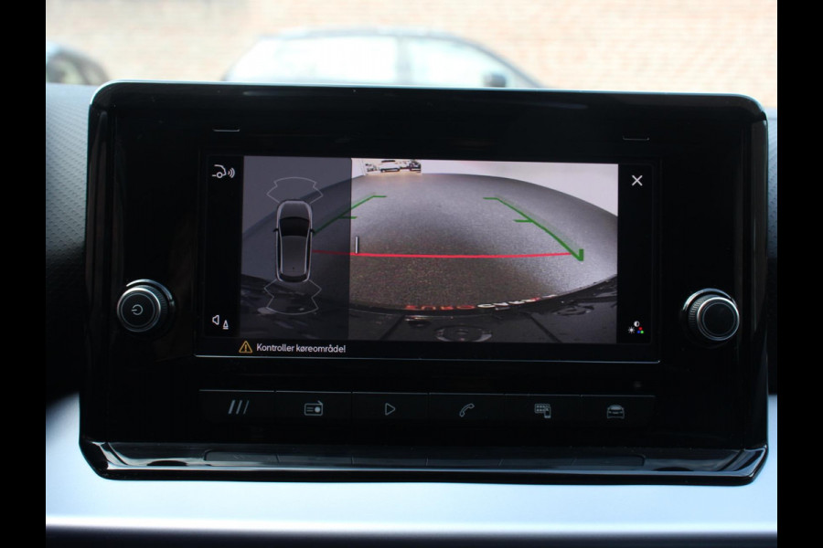 Seat Ibiza 1.0 EcoTSI FR Climate control Adaptieve cruise control Parkeersensoren Achteruitrijcamera LED Keyless Verwarmde voorstoelen Apple Carplay/ Android Auto