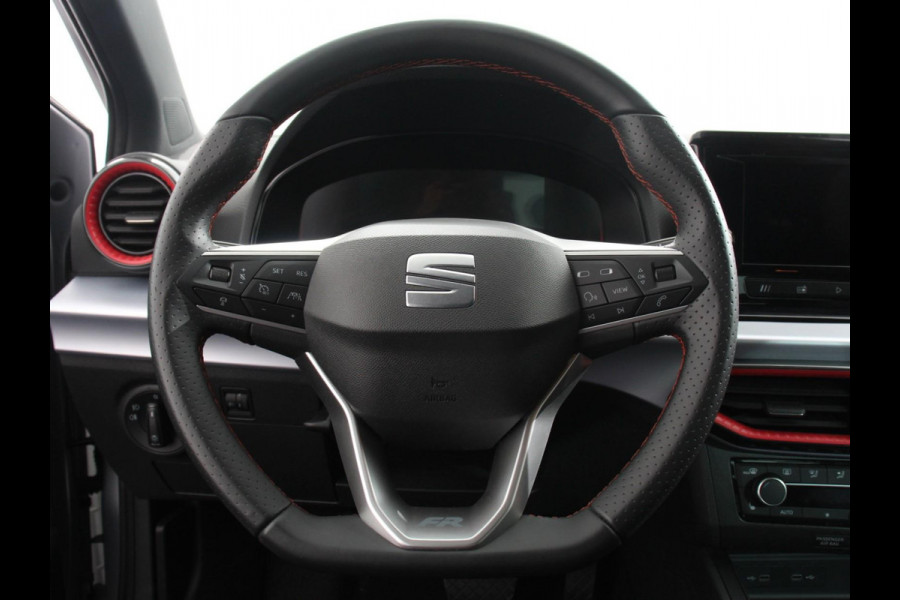 Seat Ibiza 1.0 EcoTSI FR Climate control Adaptieve cruise control Parkeersensoren Achteruitrijcamera LED Keyless Verwarmde voorstoelen Apple Carplay/ Android Auto