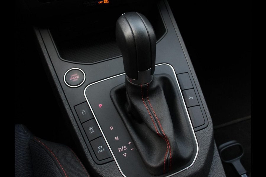 Seat Ibiza 1.0 EcoTSI FR Climate control Adaptieve cruise control Parkeersensoren Achteruitrijcamera LED Keyless Verwarmde voorstoelen Apple Carplay/ Android Auto