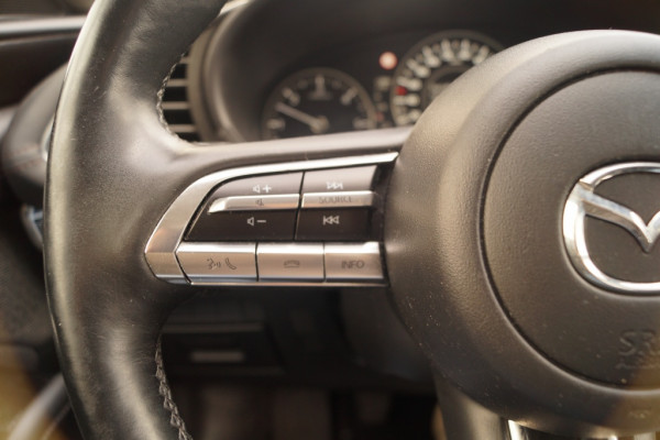 Mazda 3 1.8d SA-D 115pk Comfort Bose -NAVI-ECC-PDC-