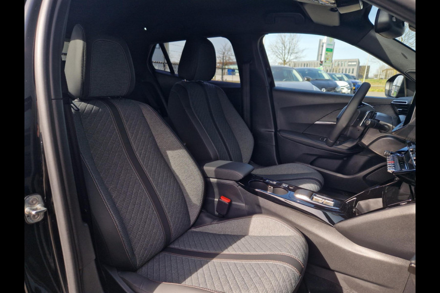Peugeot 2008 1.2 PureTech EAT8 130PK Allure