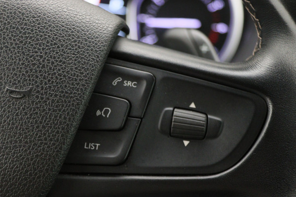 Opel Vivaro 2.0 CDTI L3H1 DC Innovation 2x Schuifdeur, Adapt. Cruise, Head-Up, Apple Carplay, PDC, Trekhaak, 17''