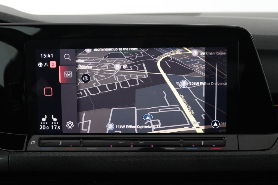 Volkswagen Golf 2.0 TSI GTI (PANORAMADAK, HARMAN KARDON, ADAPTIVE CRUISE, CAMERA, SFEERVERLICHTING, CARPLAY, GOED ONDERHOUDEN)