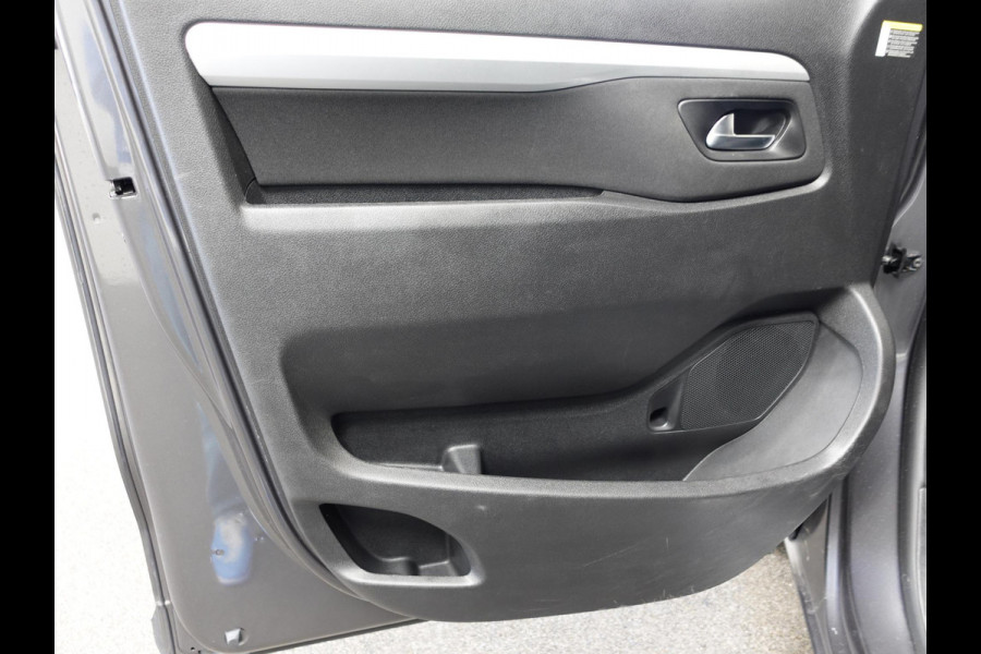 Opel Vivaro 2.0 BlueHDi 145PK L3 Automaat Airco Navigatie Cruise Control Trekhaak