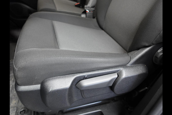 Opel Vivaro 2.0 BlueHDi 145PK L3 Automaat Airco Navigatie Cruise Control Trekhaak