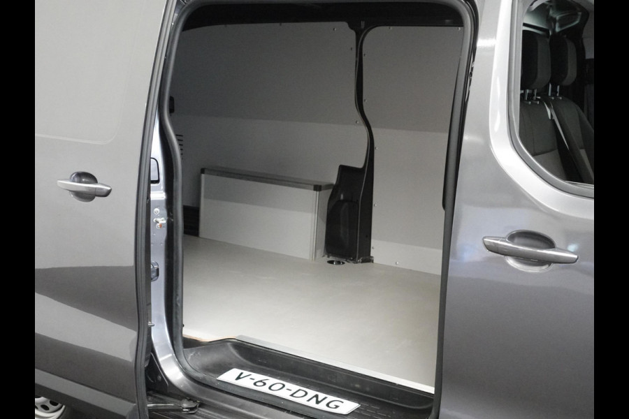 Opel Vivaro 2.0 BlueHDi 145PK L3 Automaat Airco Navigatie Cruise Control Trekhaak