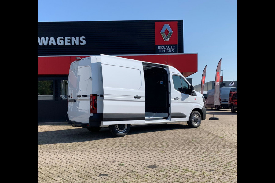 Renault Master T35 2.0 dCi 150 PK L2H2 Dubbele schuifdeur, Nieuw model, Camera, Trekhaak, Apple carplay