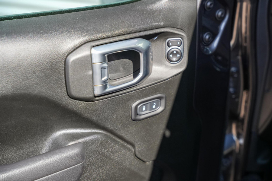 Jeep Gladiator sport 3.6 V6 Grijs Kenteken Camera Cruise Carplay