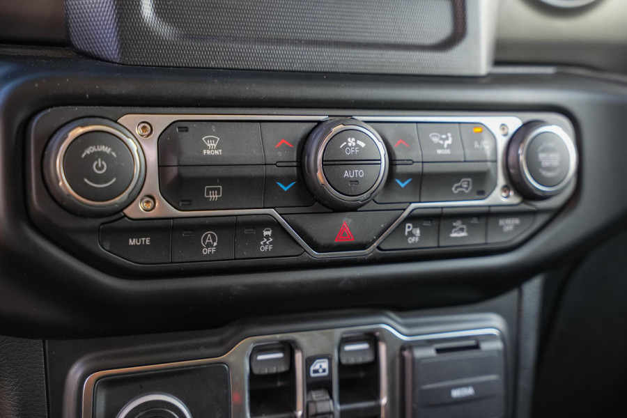 Jeep Gladiator sport 3.6 V6 Grijs Kenteken Camera Cruise Carplay