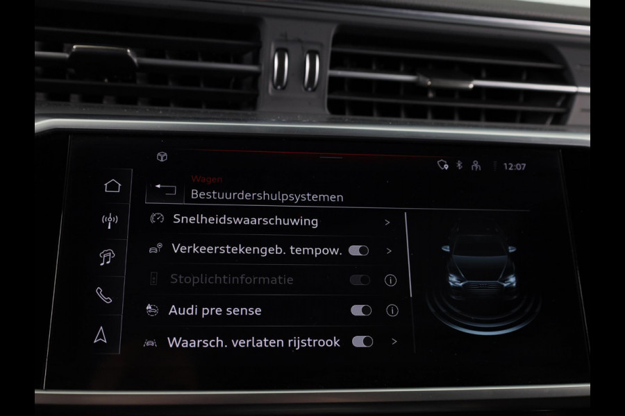 Audi A6 Avant 40 TFSI S edition Competition 204 pk S-tronic | Verlengde garantie | Navigatie | Panoramadak | Parkeersensoren | Achteruitrijcamera | Stoelverwarming | S-Line |