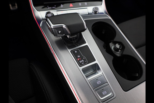 Audi A6 Avant 40 TFSI S edition Competition 204 pk S-tronic | Verlengde garantie | Navigatie | Panoramadak | Parkeersensoren | Achteruitrijcamera | Stoelverwarming | S-Line |