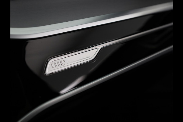 Audi A6 Avant 40 TFSI S edition Competition 204 pk S-tronic | Verlengde garantie | Navigatie | Panoramadak | Parkeersensoren | Achteruitrijcamera | Stoelverwarming | S-Line |
