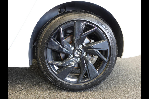 Opel Astra 1.2 130pk GS Line Automaat Climate control  Adaptive cruise control  LED  Voorstoelen verwarmd | Stuurwiel verwarmd | Achteruitrij camera 360* | Sfeer verlichting | Apple carplay/ Andriod auto