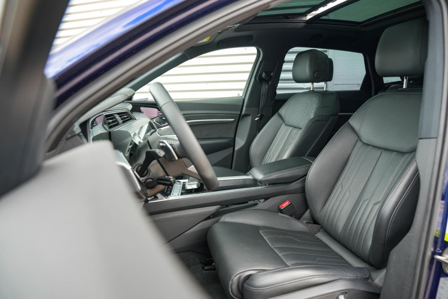 Audi e-tron 55 quattro Business edition 95 kWh S Line Panoramadak Adapt. Cruise HUD B&O Stoelkoeling 22''LM 408Pk!