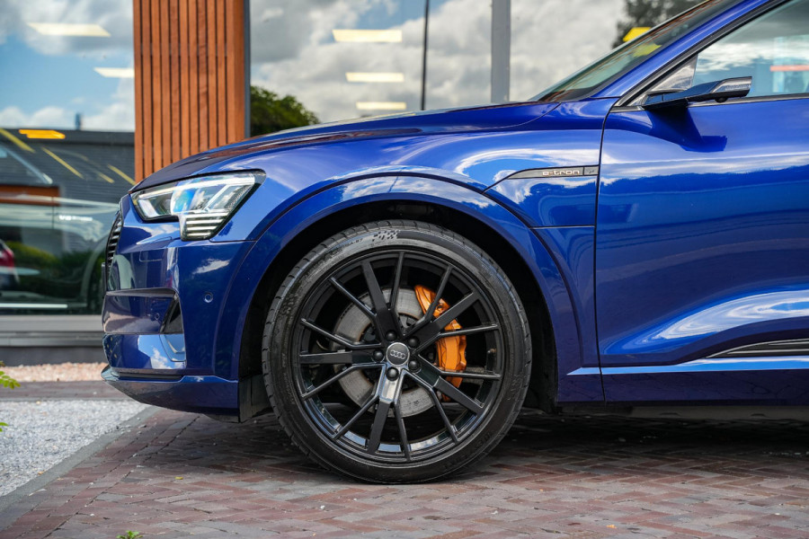 Audi e-tron 55 quattro Business edition 95 kWh S Line Panoramadak Adapt. Cruise HUD B&O Stoelkoeling 22''LM 408Pk!