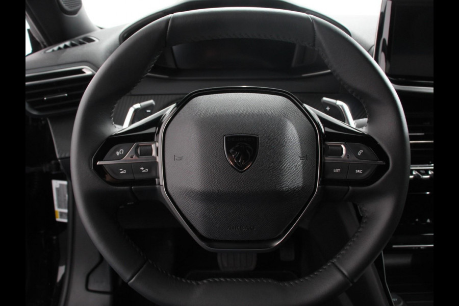 Peugeot 2008 1.2 PureTech 130pk Automaat Allure | Navigatie | Apple Carplay/Android Auto | 360 camera | Parkeersensoren Blind Spot Assist | Adaptive Cruise Control | Stoelverwarming | Getinte ramen | Climate Control
