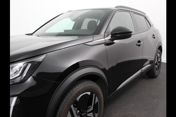 Peugeot 2008 1.2 PureTech 130pk Automaat Allure | Navigatie | Apple Carplay/Android Auto | 360 camera | Parkeersensoren Blind Spot Assist | Adaptive Cruise Control | Stoelverwarming | Getinte ramen | Climate Control