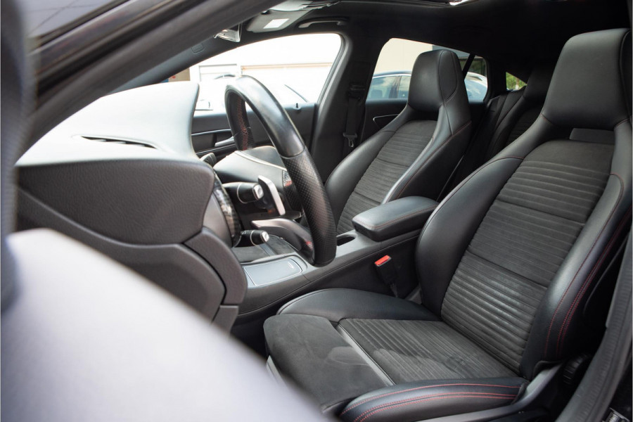 Mercedes-Benz CLA-Klasse Shooting Brake 180 Ambition AMG Panoramadak Keyless Stoelverw. LED Alcantara