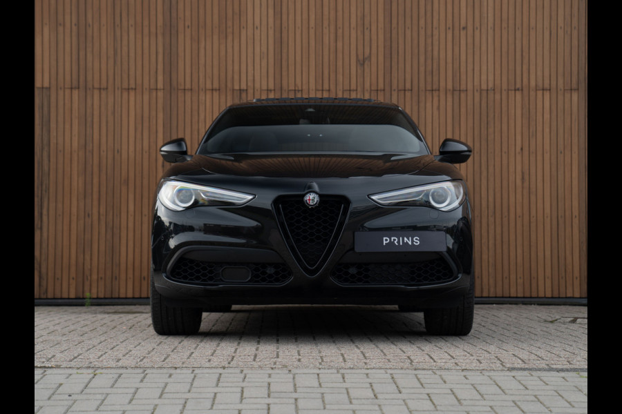 Alfa Romeo Stelvio 2.0T AWD 280pk Super | Veloce stoelen | Panoramadak | Carplay | 20''