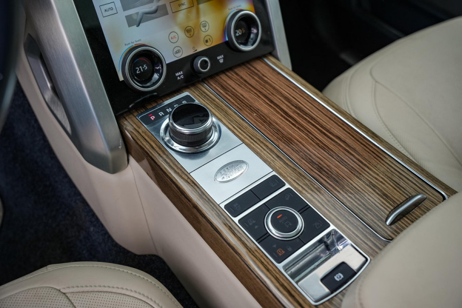 Land Rover Range Rover 3.0 TDV6 Autobiography Panoramadak Adapt. Cruise HeadUp Luchtvering Meridian Keyless 22''LM