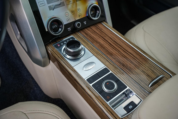 Land Rover Range Rover 3.0 TDV6 Autobiography Panoramadak Adapt. Cruise HeadUp Luchtvering Meridian Keyless 22''LM