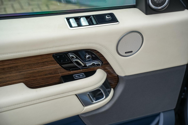 Land Rover Range Rover 3.0 TDV6 Autobiography Panoramadak Adapt. Cruise HeadUp Luchtvering Meridian Keyless 22''LM