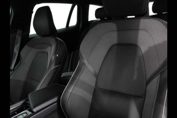 Volvo V60 2.0 B4 R-Design Navigatie Camera Climate Control Parkeer Sensoren Cruise Control Adaptive Verwarmde voorstoelen Lichtmetalen Velgen