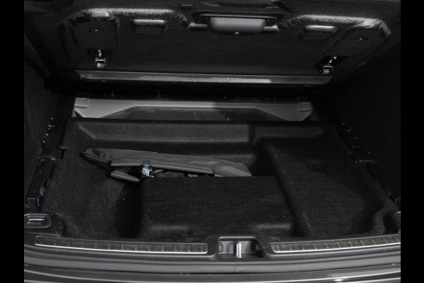 Volvo V60 2.0 B4 R-Design Navigatie Camera Climate Control Parkeer Sensoren Cruise Control Adaptive Verwarmde voorstoelen Lichtmetalen Velgen