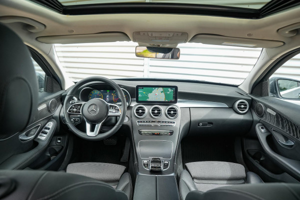 Mercedes-Benz C-Klasse 200 Premium Plus Pack Panoramadak Virtual Cockpit LED Cruise Clima Stoelverw.
