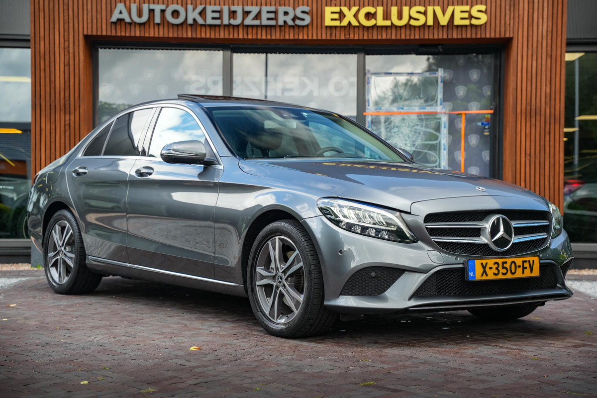 Mercedes-Benz C-Klasse 200 Premium Plus Pack Panoramadak Virtual Cockpit LED Cruise Clima Stoelverw.