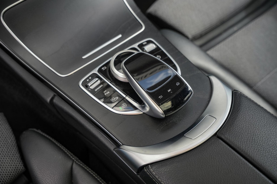Mercedes-Benz C-Klasse 200 Premium Plus Pack Panoramadak Virtual Cockpit LED Cruise Clima Stoelverw.