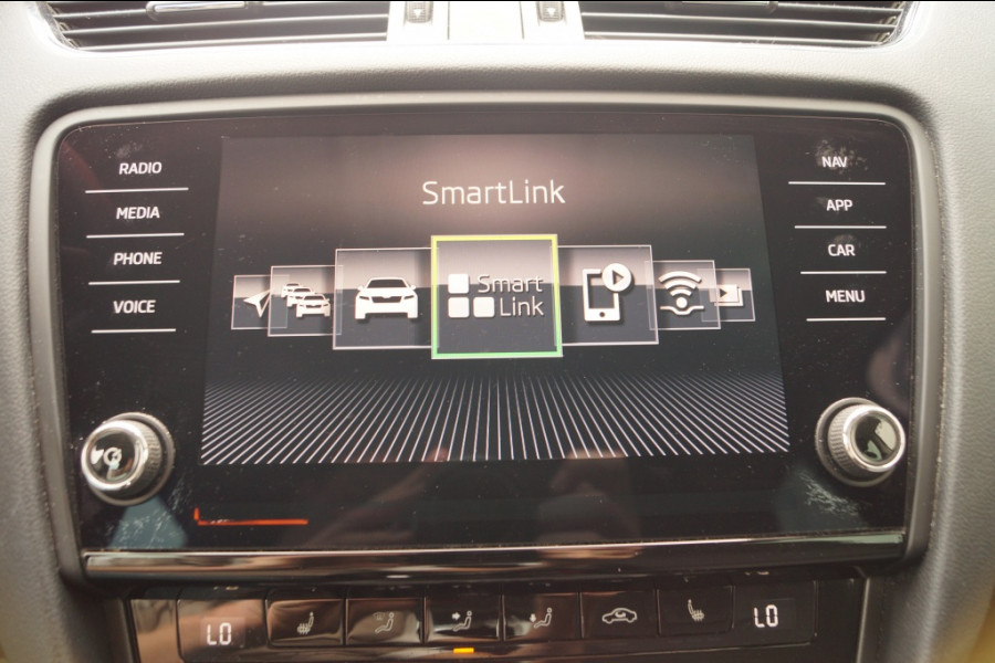 Škoda Octavia Combi 1.0 TSI Ambition Business Upgrade -NAVI-ECC-