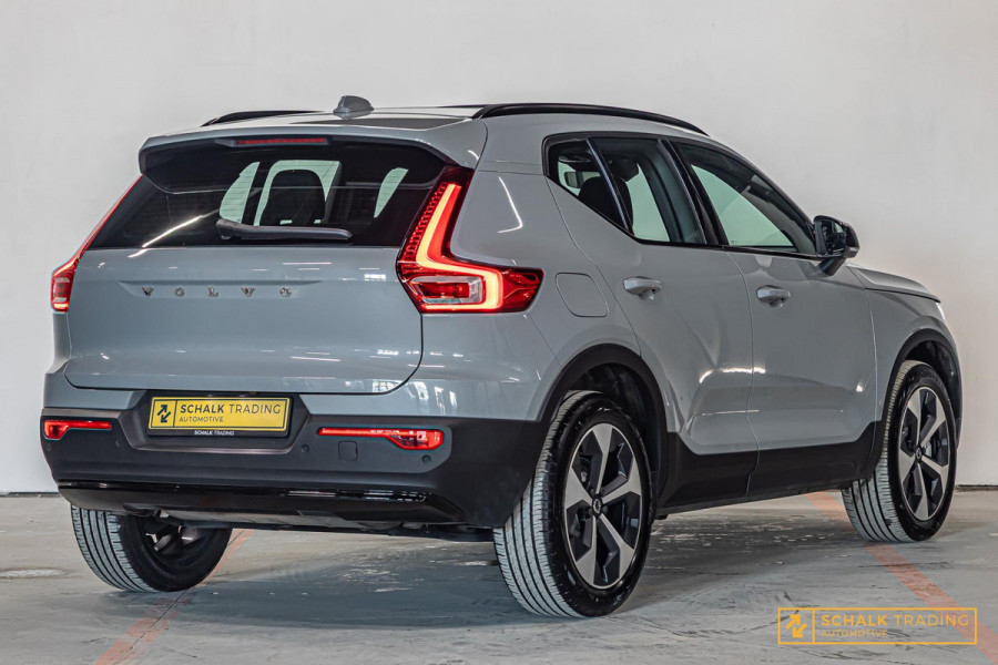 Volvo XC40 2.0 B3 Ultra Dark Edition|Pano|H&K|E-stoel|Cam
