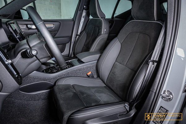 Volvo XC40 2.0 B3 Ultra Dark Edition|Pano|H&K|E-stoel|Cam