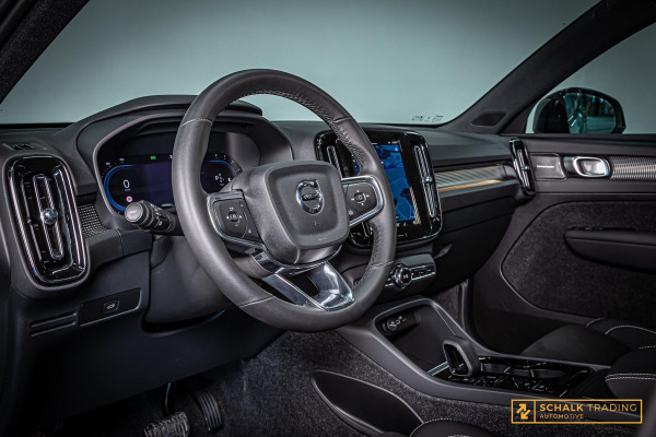 Volvo XC40 2.0 B3 Ultra Dark Edition|Pano|H&K|E-stoel|Cam