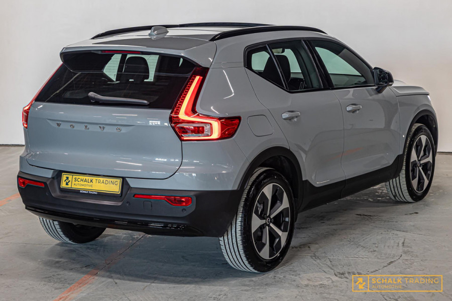 Volvo XC40 2.0 B3 Ultra Dark Edition|Pano|H&K|E-stoel|Cam