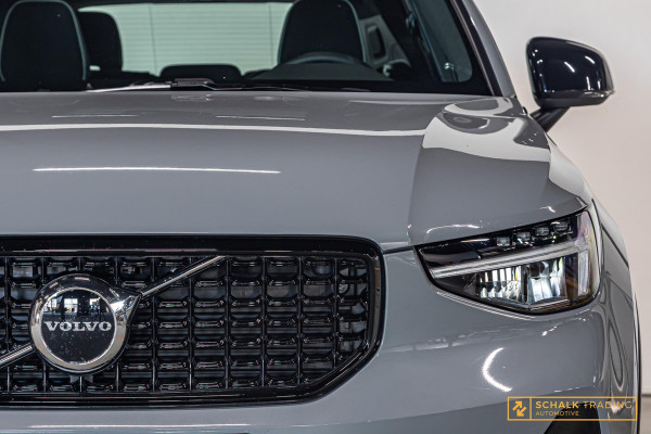 Volvo XC40 2.0 B3 Ultra Dark Edition|Pano|H&K|E-stoel|Cam