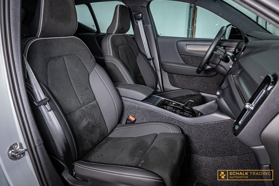 Volvo XC40 2.0 B3 Ultra Dark Edition|Pano|H&K|E-stoel|Cam