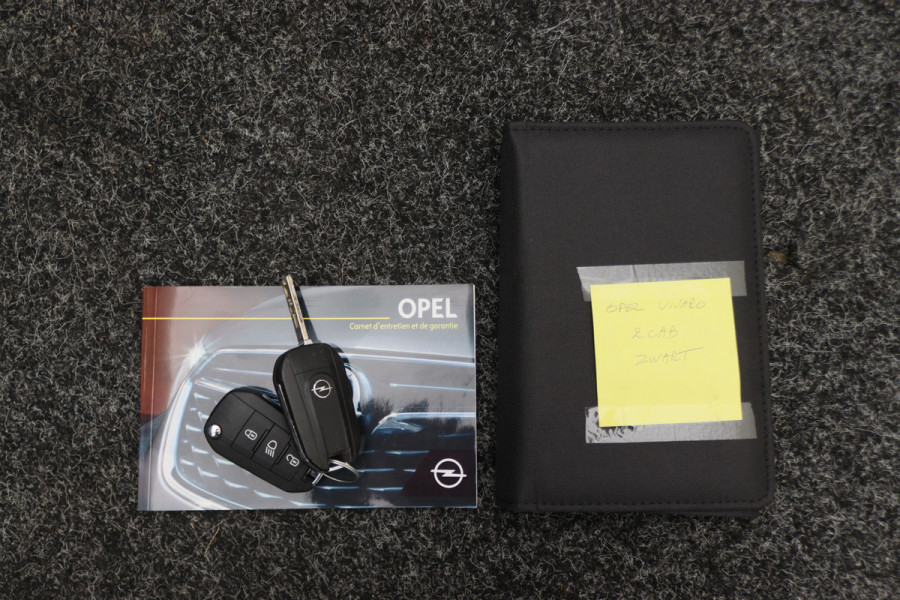 Opel Vivaro 2.0 CDTI L3H1 DC Innovation 2x Schuifdeur, Adapt. Cruise, Head-Up, Apple Carplay, PDC, Trekhaak, 17''
