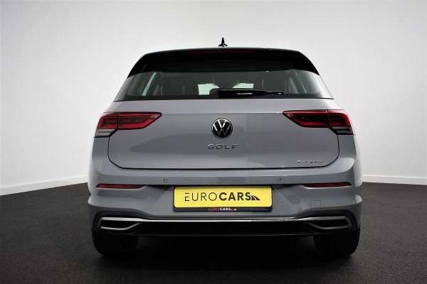 Volkswagen Golf 1.4 eHybrid DSG Style 204 Pk | Navigatie | Adaptive Cruise Control | Lane Assist | Privacy Glass | Stoel/Stuurverwarming |