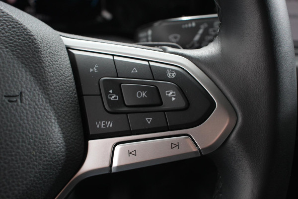 Volkswagen Golf 1.4 eHybrid DSG Style 204 Pk | Navigatie | Adaptive Cruise Control | Lane Assist | Privacy Glass | Stoel/Stuurverwarming |