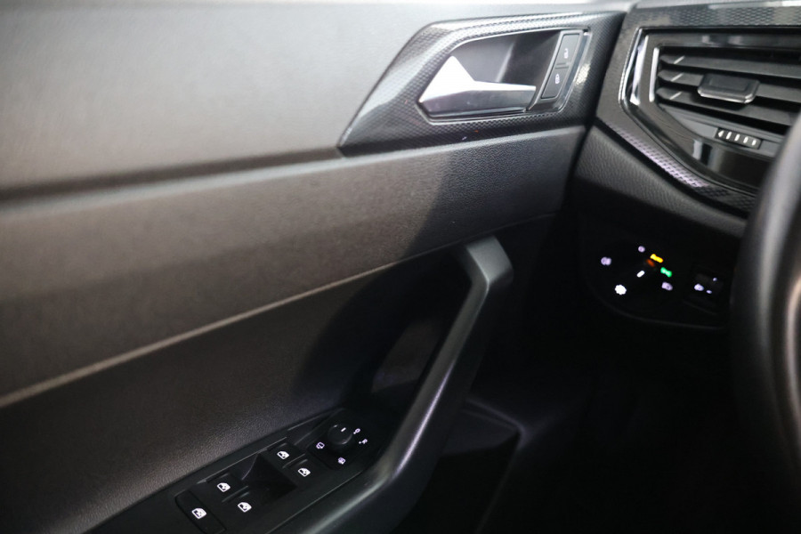 Volkswagen Polo 1.0 TSI DSG Highline CARPLAY DAB LED STOELVW KEYLS '23