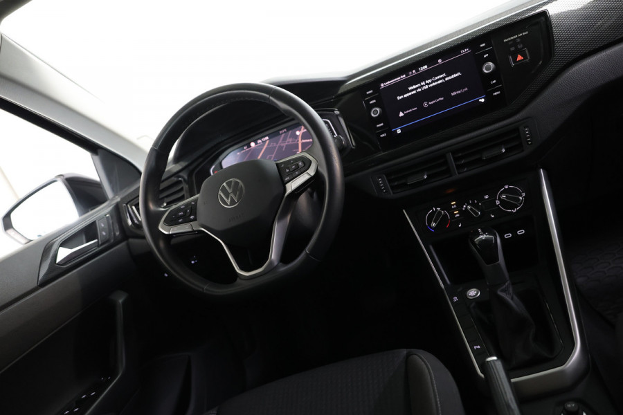 Volkswagen Polo 1.0 TSI DSG Highline CARPLAY DAB LED STOELVW KEYLS '23